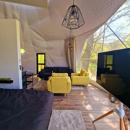 Nomad Domes Hotel Ruginesti Exterior photo