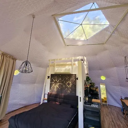 Nomad Domes Hotel Ruginesti Exterior photo